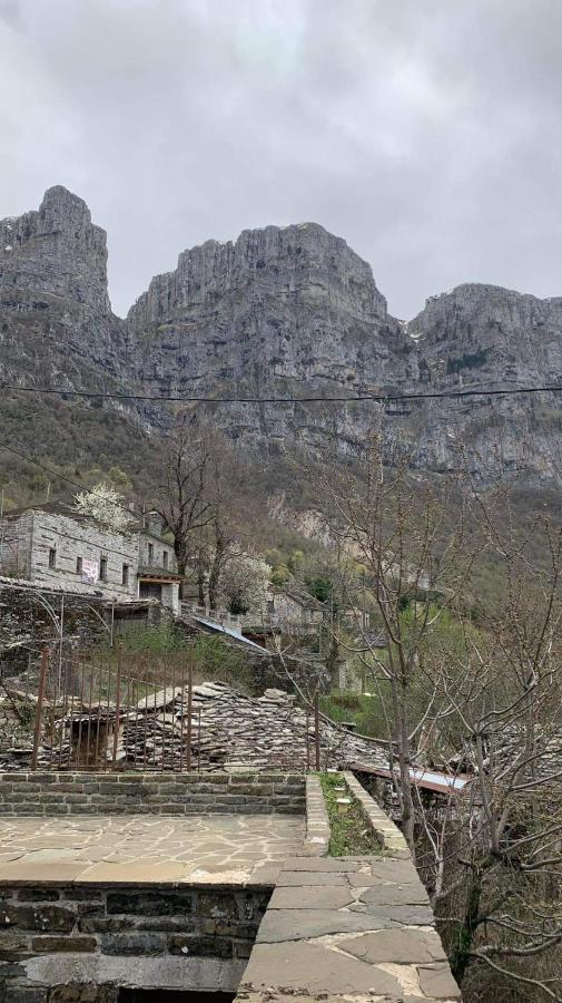 Ανδρομέδα: Παραδοσιακό Κατάλυμμα Villa Pápingo Eksteriør bilde